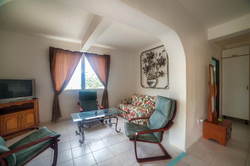 Royal Palm Holiday Apartment Mero Exterior photo